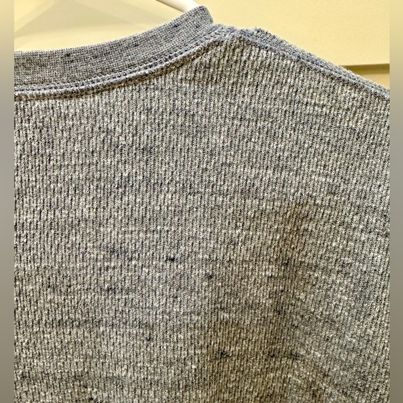 Men's Blue Henley Shirt-XL - Picture 4 of 5